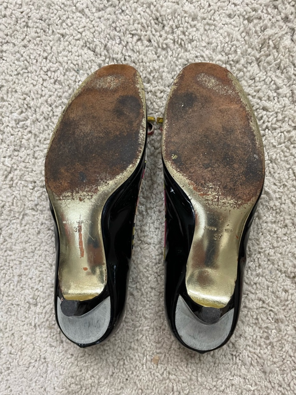 Womens EMILIO PUCCI Black PATENT LEATHER Silk Trim Designer KITTEN Heel PUMPS 37 - Picture 8 of 8